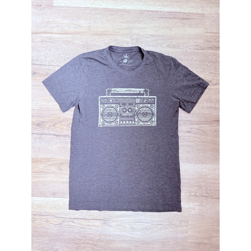 House of Legends Retro Boombox Graphic Tee Women's Size Small Soft Heather Gray‎